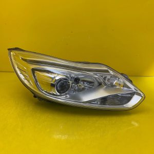 Far dreapta LED Xenon 2010-2014 OEM 29687