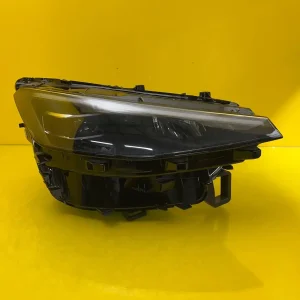 Far Dreapta VW T-Roc Full LED