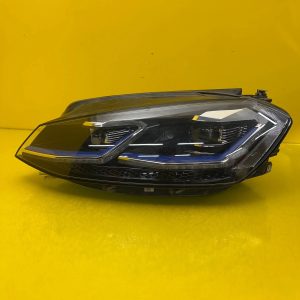 Far stânga Full LED Facelift OEM 29746
