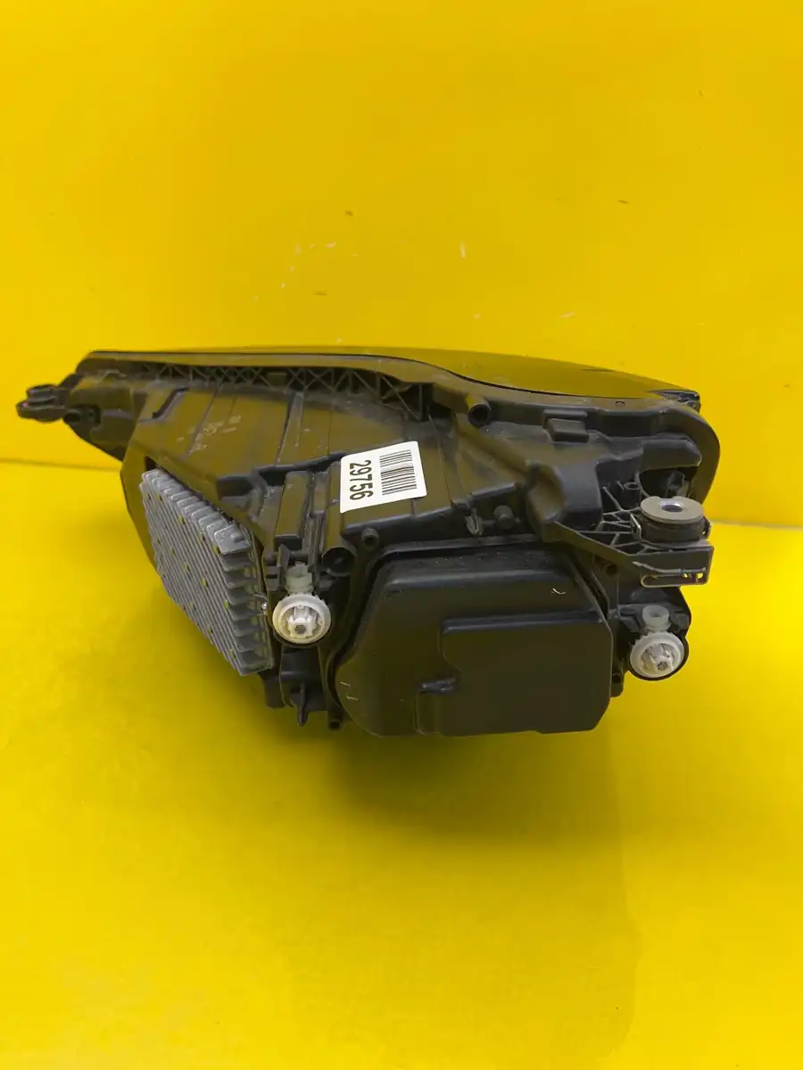 Far Dreapta Audi Q5 II 80A Lift Matrix