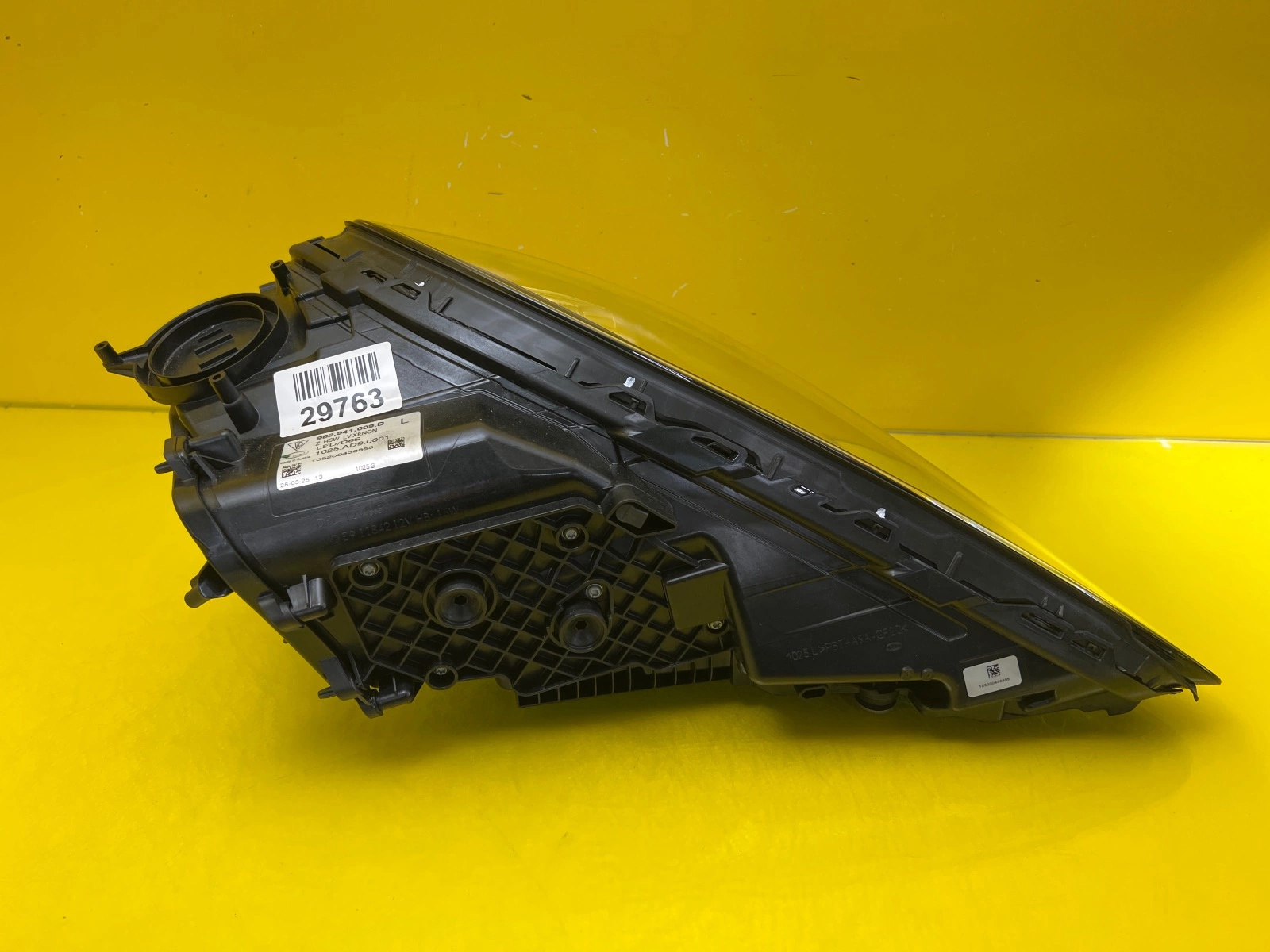 Far stânga Bi-Xenon OEM 29763 - Image 3