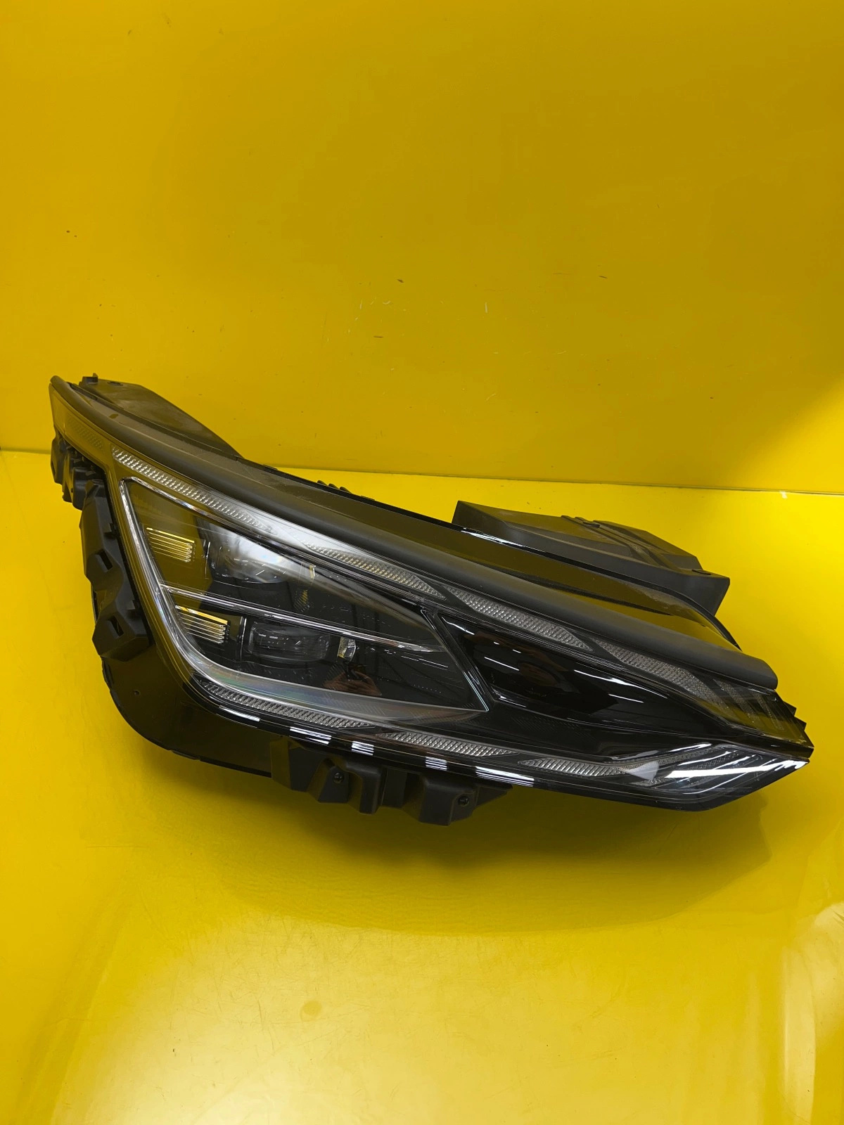 Far dreapta Full LED OEM 29783