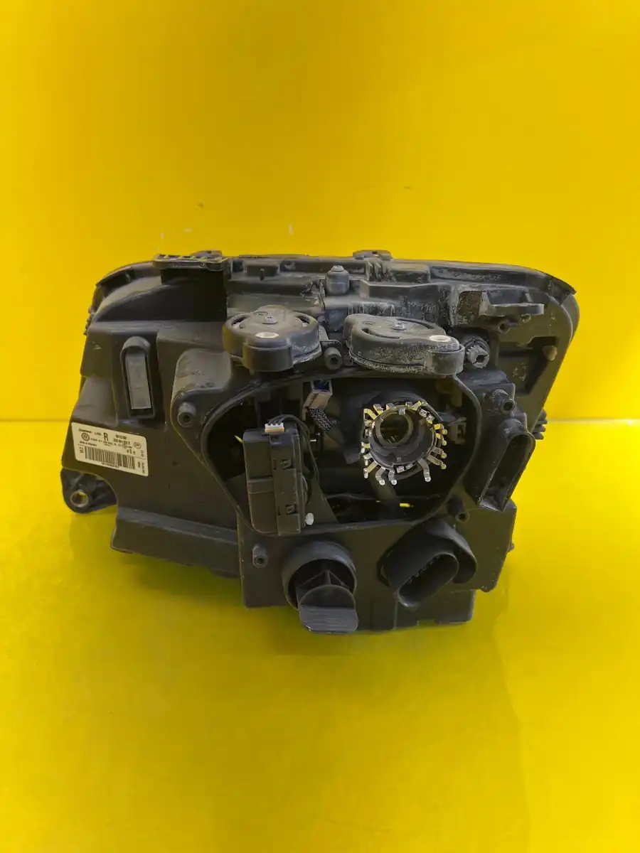 Far Dreapta VW Amarok 2H3 Lift Bixenon