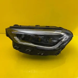 Far Mercedes GLA W247 Full LED