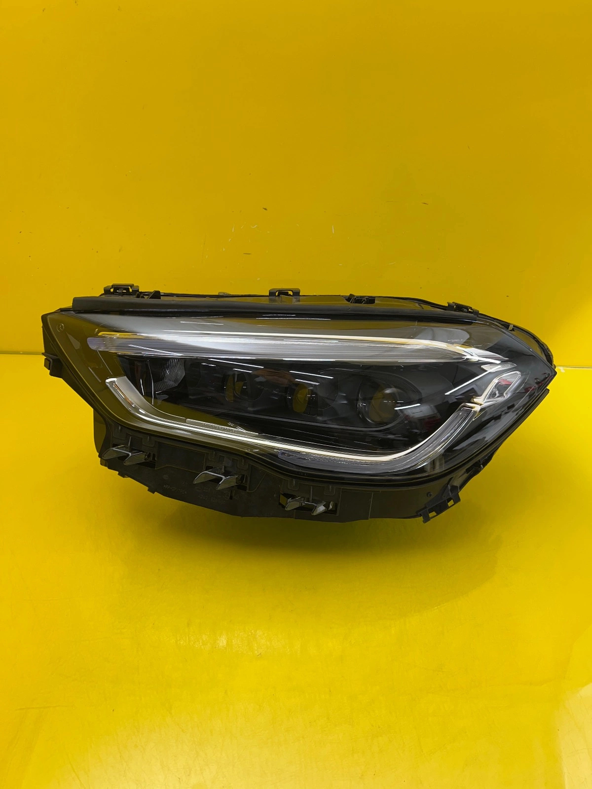Far stânga LED OEM 29862