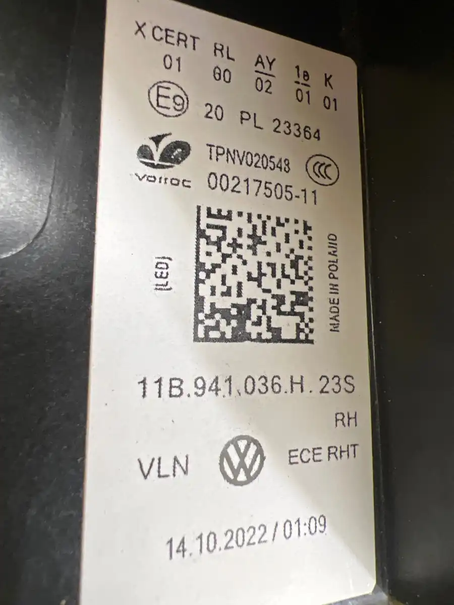 Far Dreapta Full LED Vw ID4 11A 21-