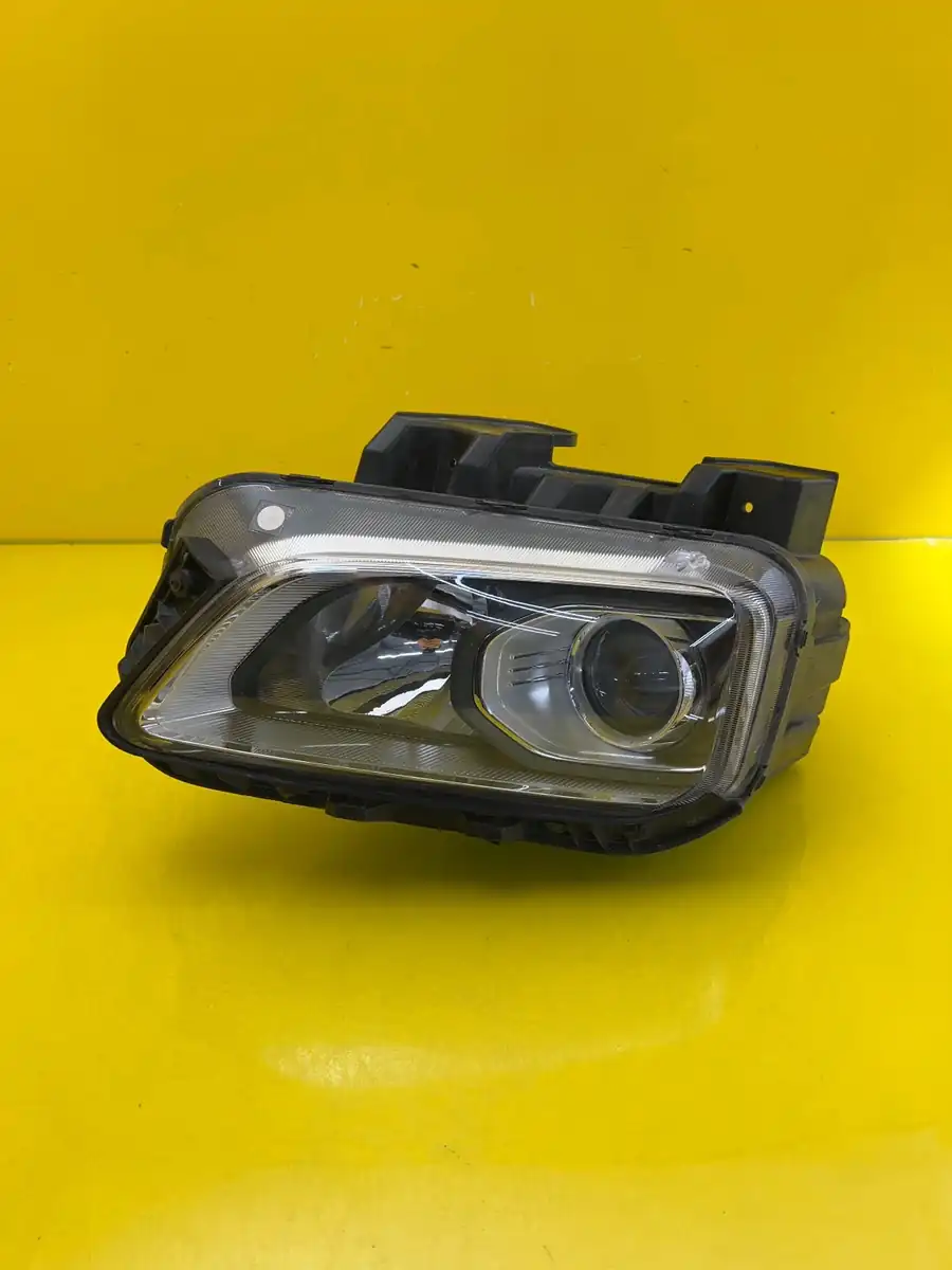 Far Stanga Hyundai Kona 92101J9000
