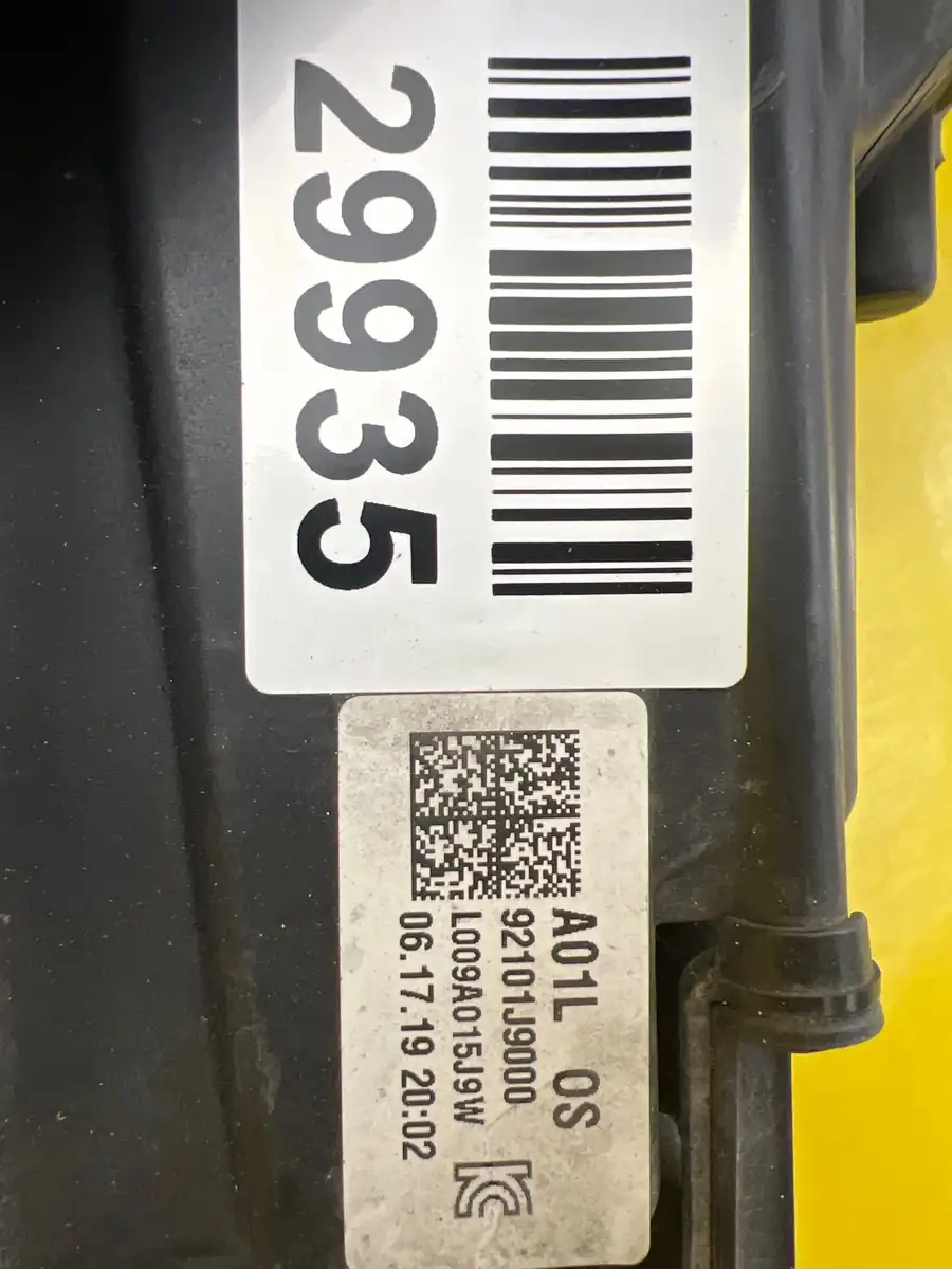Far Stanga Hyundai Kona 92101J9000