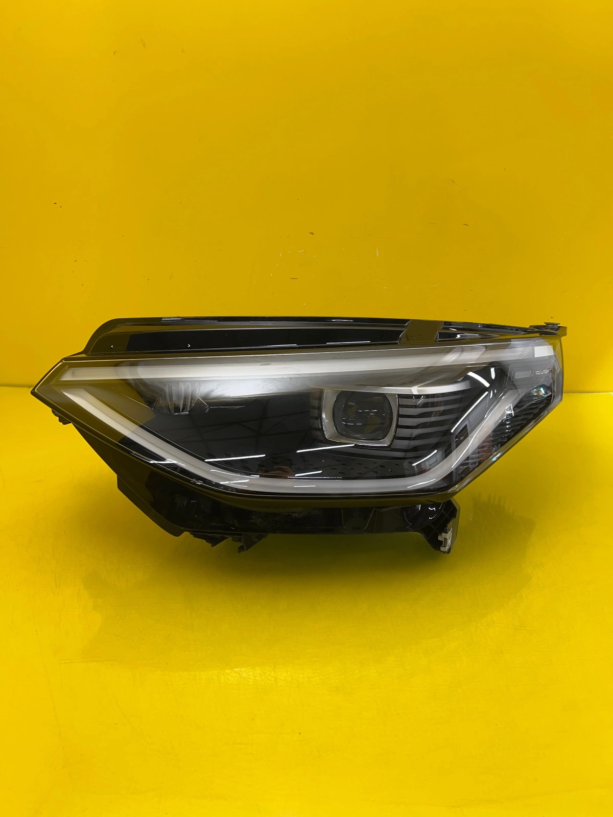 Far stânga Full LED OEM 29940