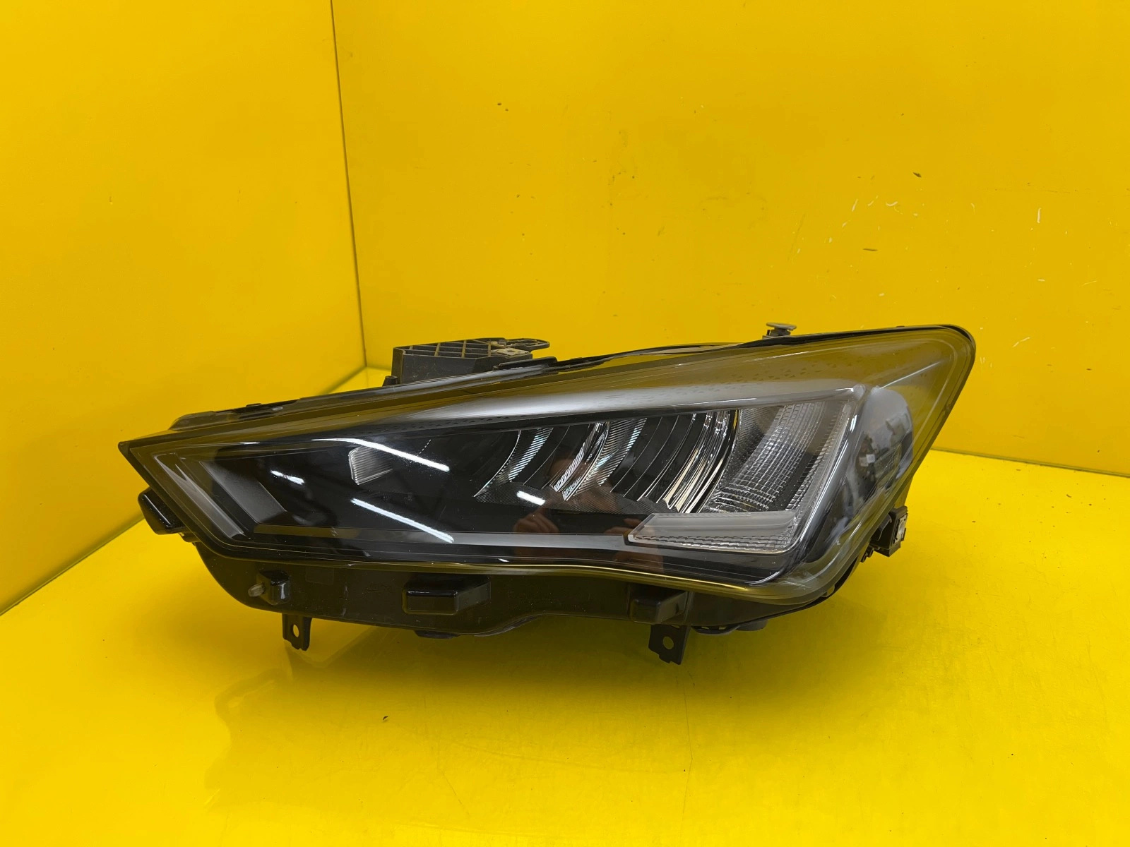Far Seat Leon 4 IV 5FB LED