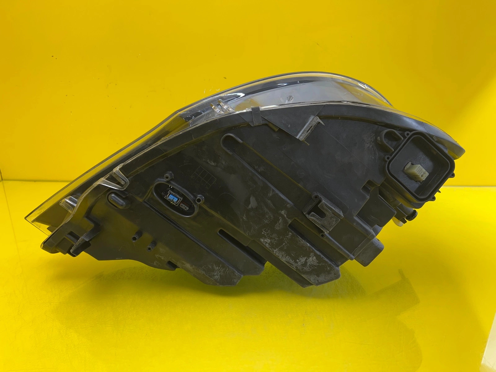 Far stânga Xenon BMW X6 E71 2007-2010 OEM 7179859-07 - Image 6