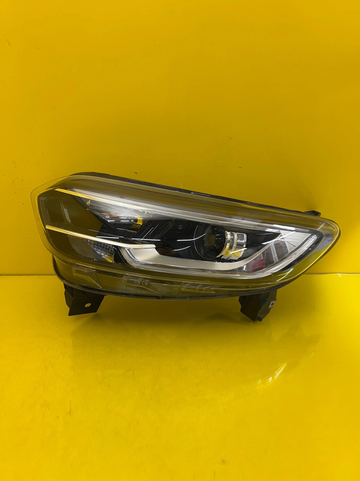 Far stânga LED OEM 30096