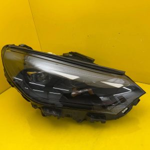 Far dreapta LED 2022-2024 OEM 30125