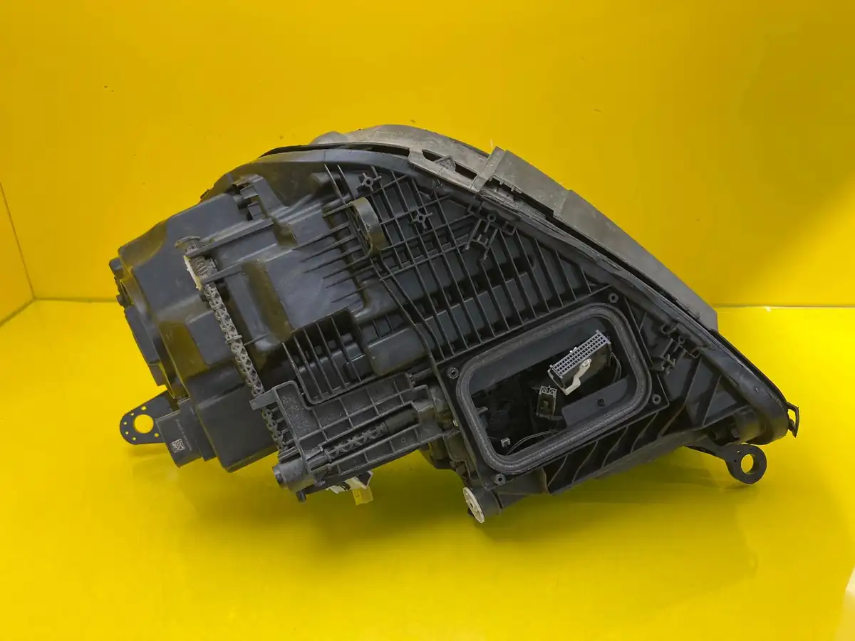 Far Dreapta Mercedes GLE W167 Lift Full LED