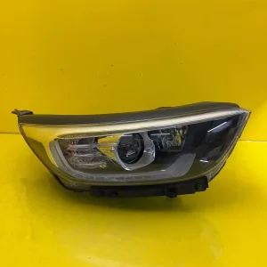 Far Dreapta Kia Stonic 92102H8 LED
