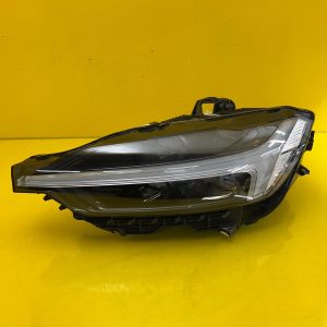 Far stânga LED  Facelift OEM 30185