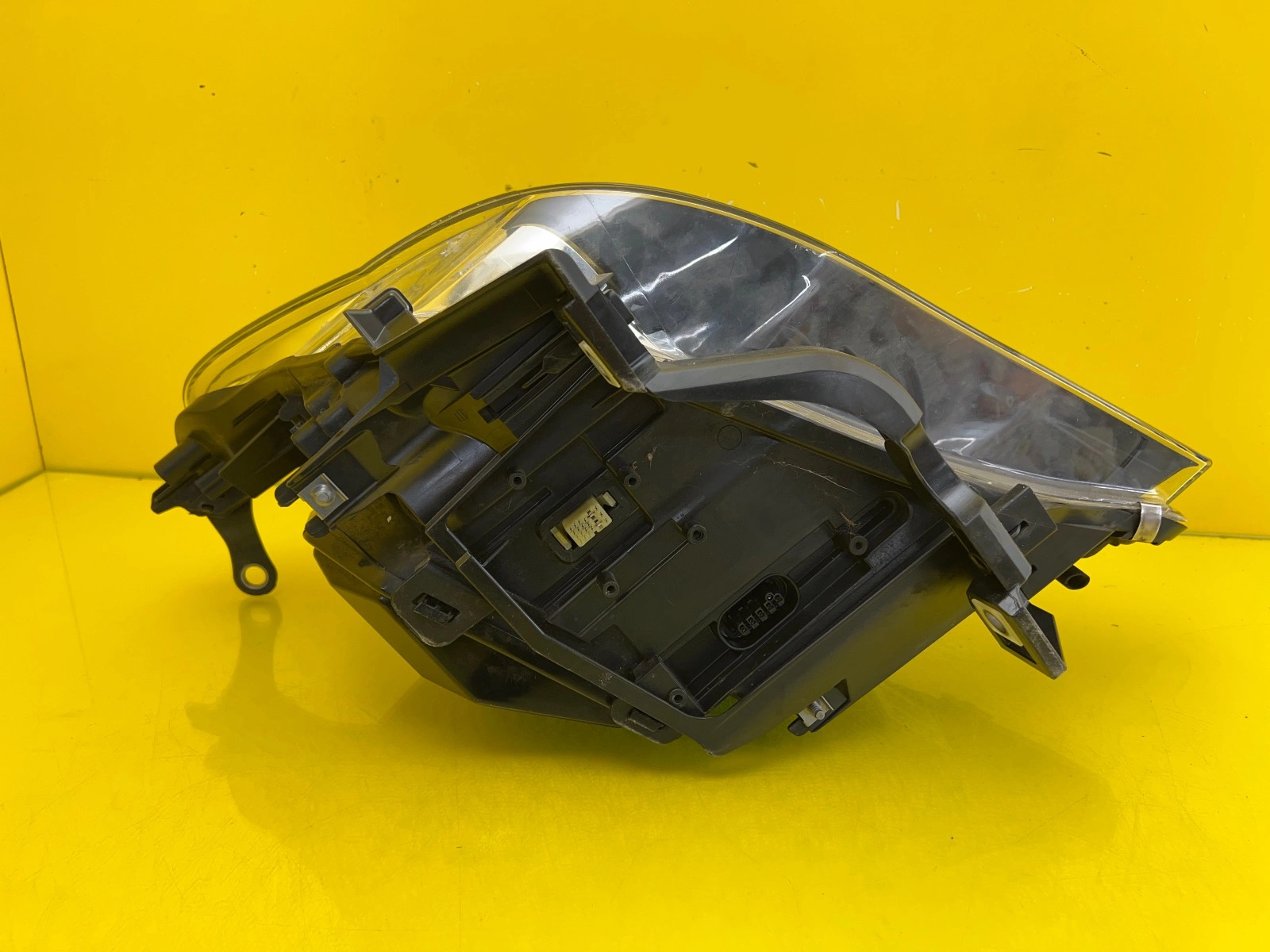 Far dreapta Xenon BMW Seria 5 E60 2003-2006 OEM 30225 - Image 4