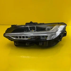 Far Stanga Volvo S90 V90 Full LED