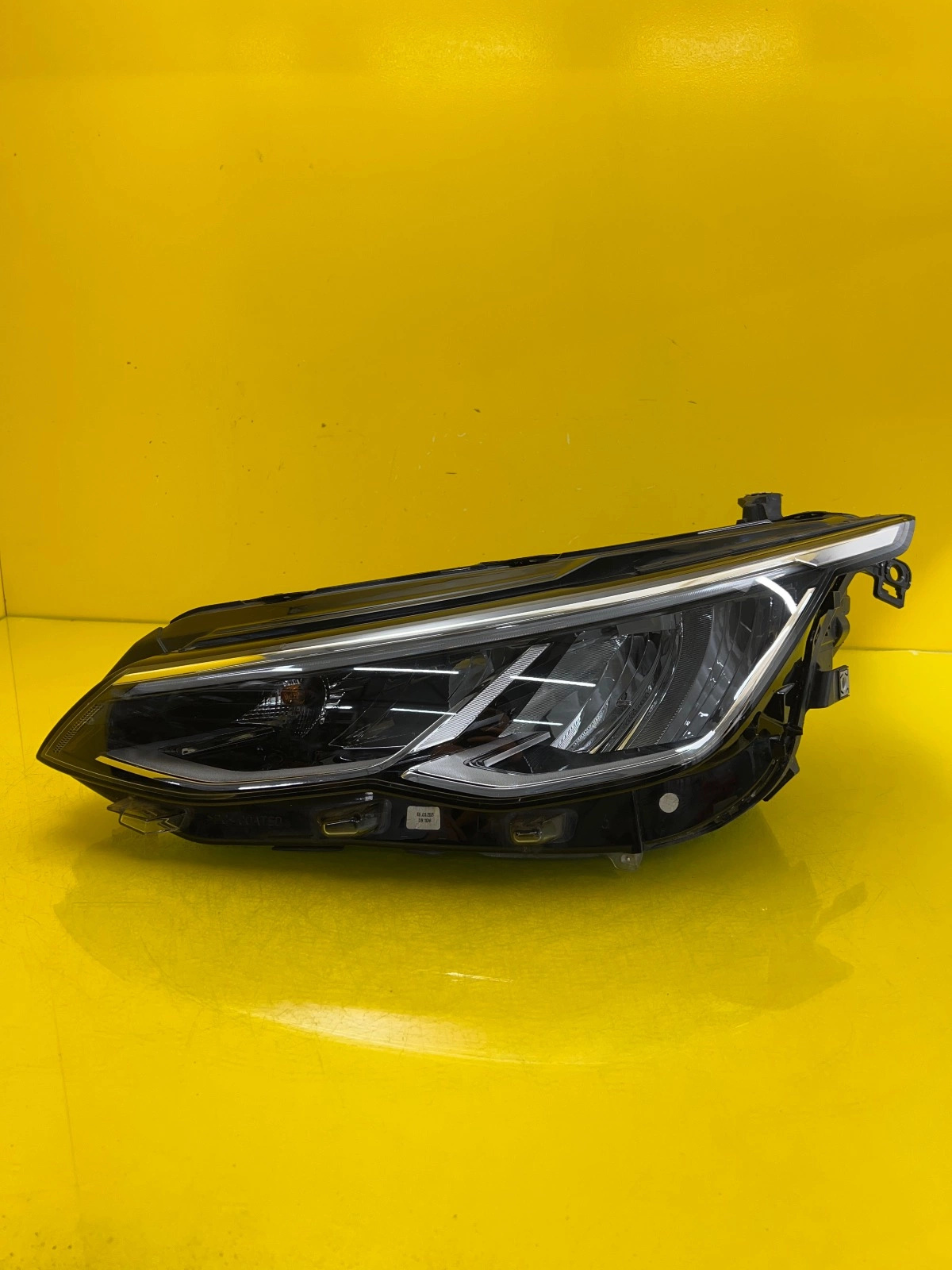 Far stânga LED OEM 30239