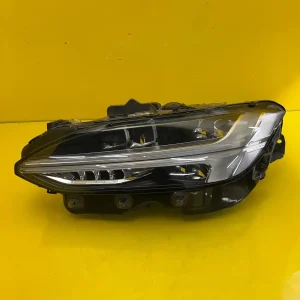 Far Stanga Volvo S90 V90 Full LED