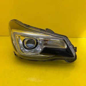 Far dreapta Full LED  Facelift OEM 30267