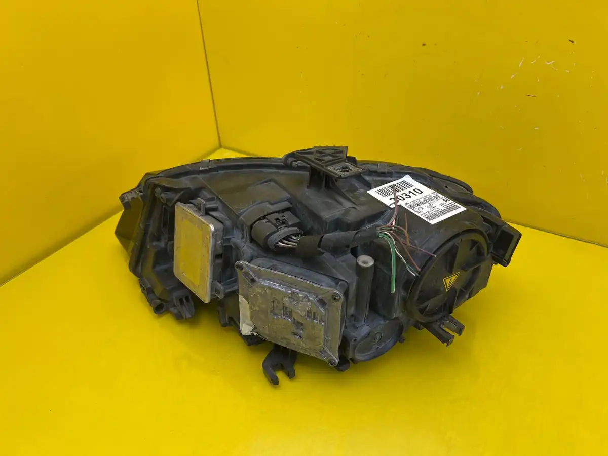 Far Dreapta Audi A4 B8 8k0 Xenon
