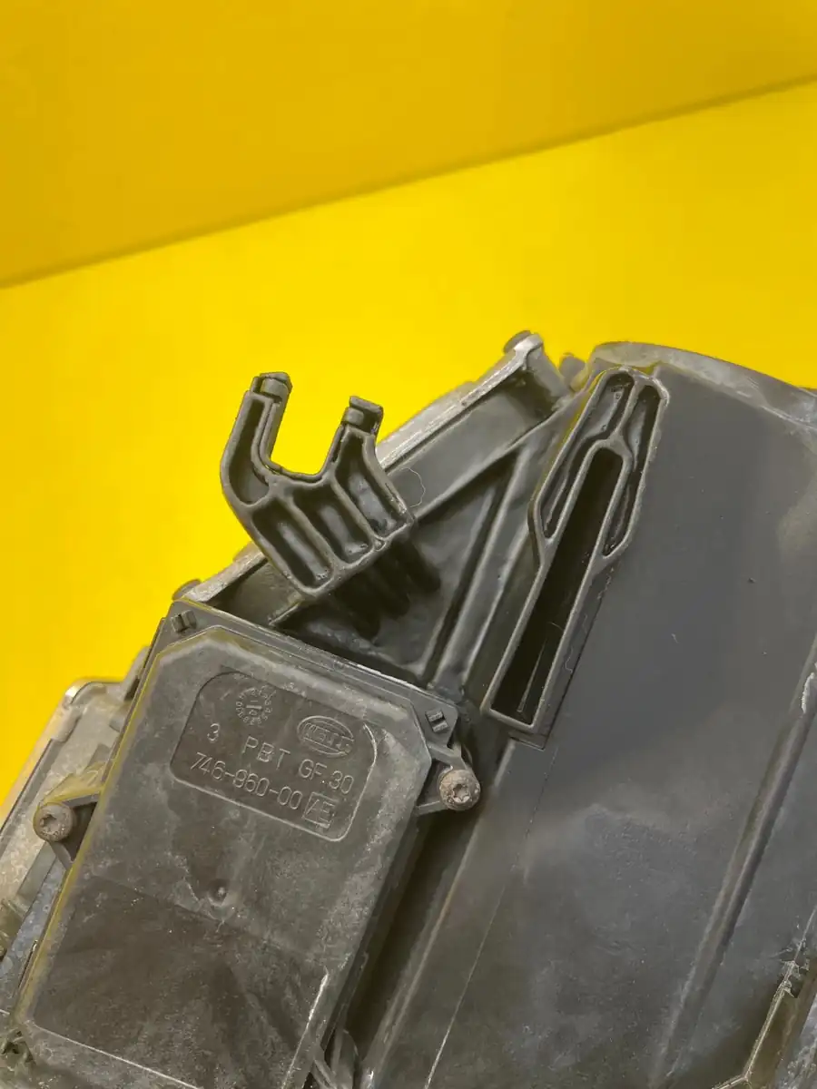 Far Dreapta Audi A4 B8 8k0 Xenon