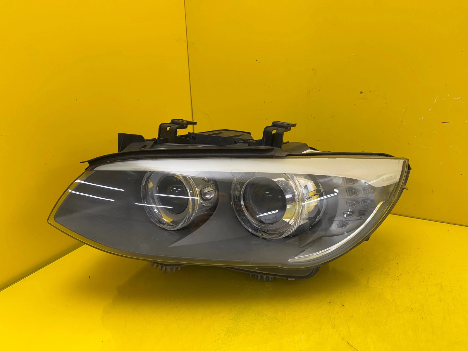 Far stânga Xenon BMW Seria 3 Coupe E92 Coupé Facelift OEM 7239923-07
