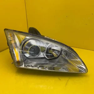 Far Dreapta Ford Focus II MK2 Xenon