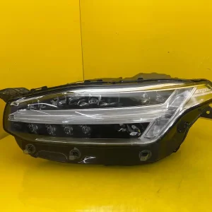 Far Stanga Volvo Xc90 Ii 17 Full LED
