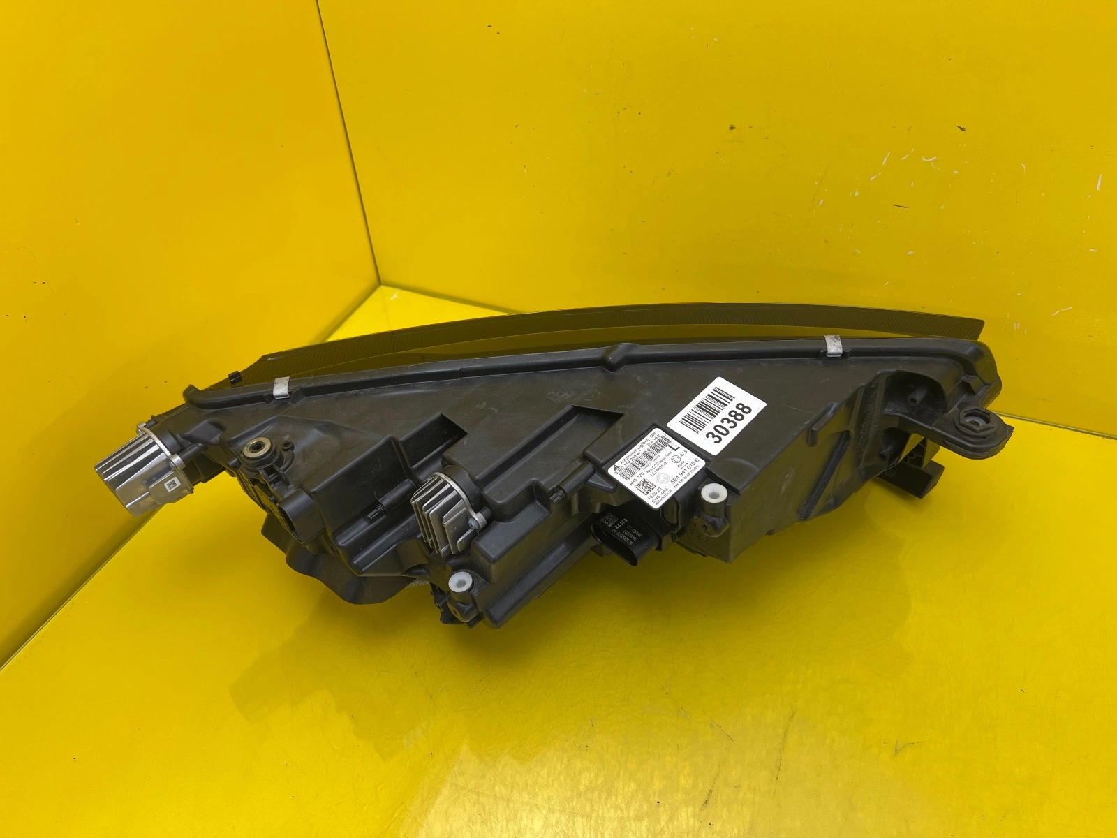 Far Skoda Octavia IV 5E4 Full LED - Image 3