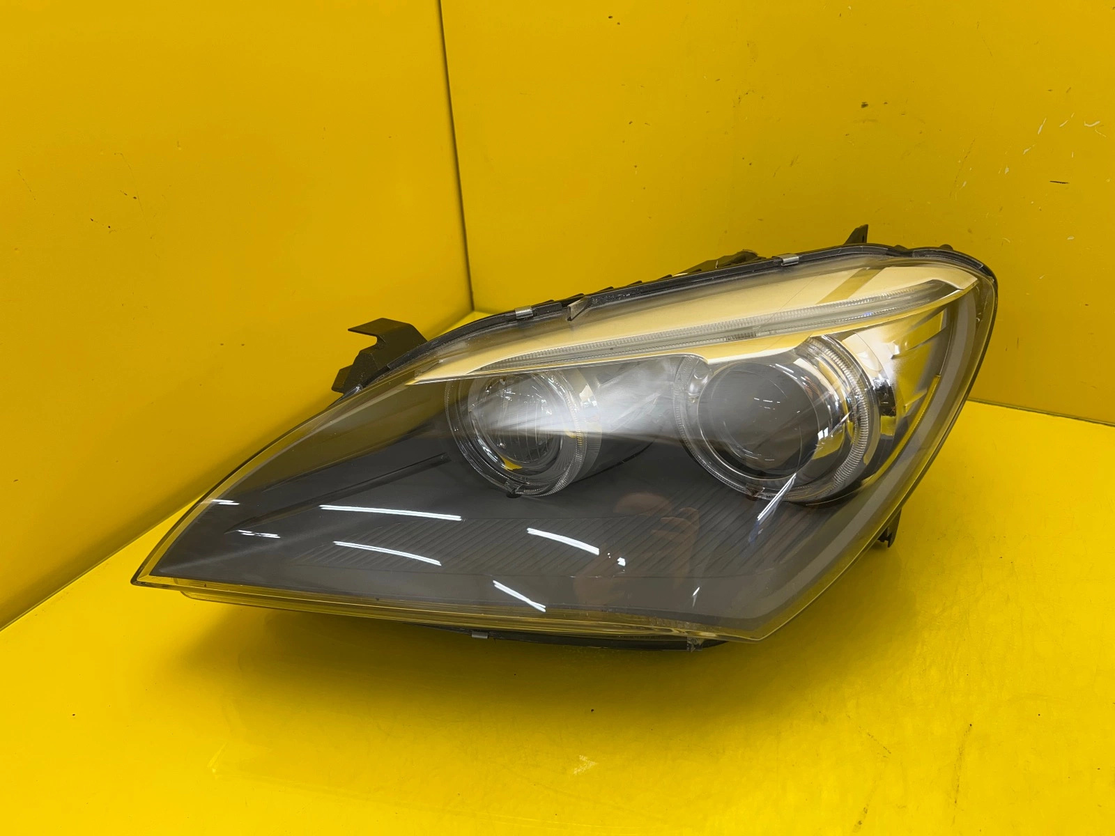 Far stânga Xenon BMW Seria 6 F06 OEM 7272015-09