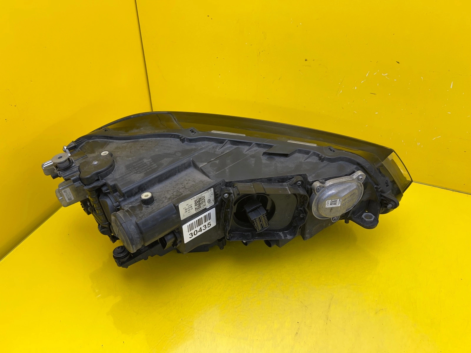 Far stânga LED Facelift OEM 30435 - Image 3