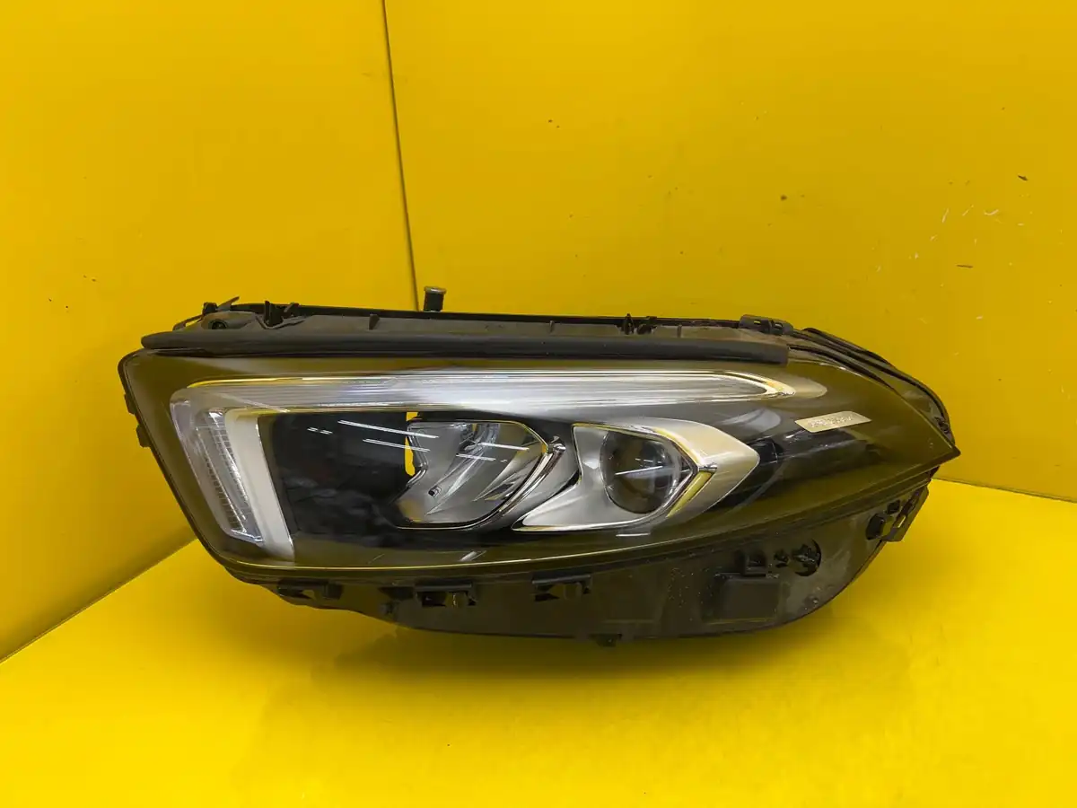 Far Mercedes A-Class W177 Full LED