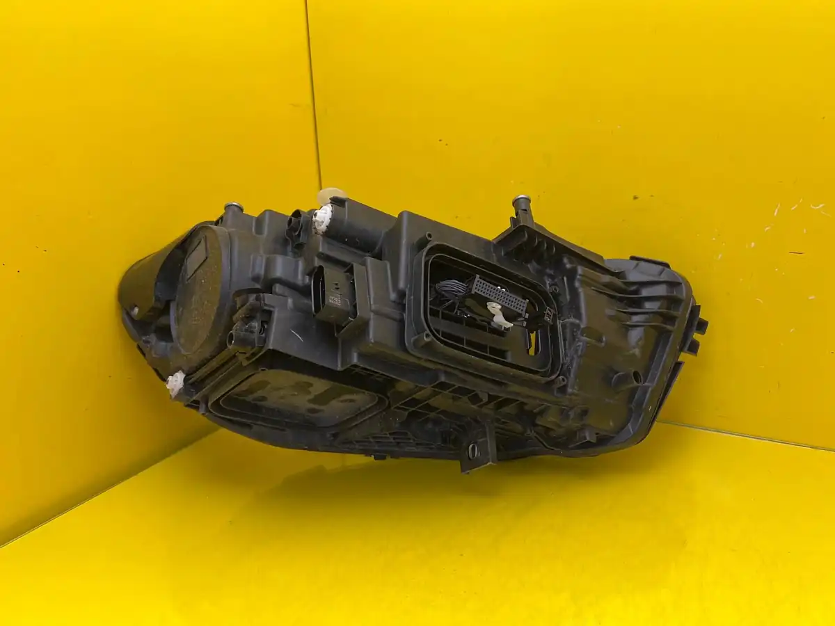 Far Mercedes A-Class W177 Full LED