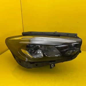 Far Dreapta Mercedes GLA W247 Full LED