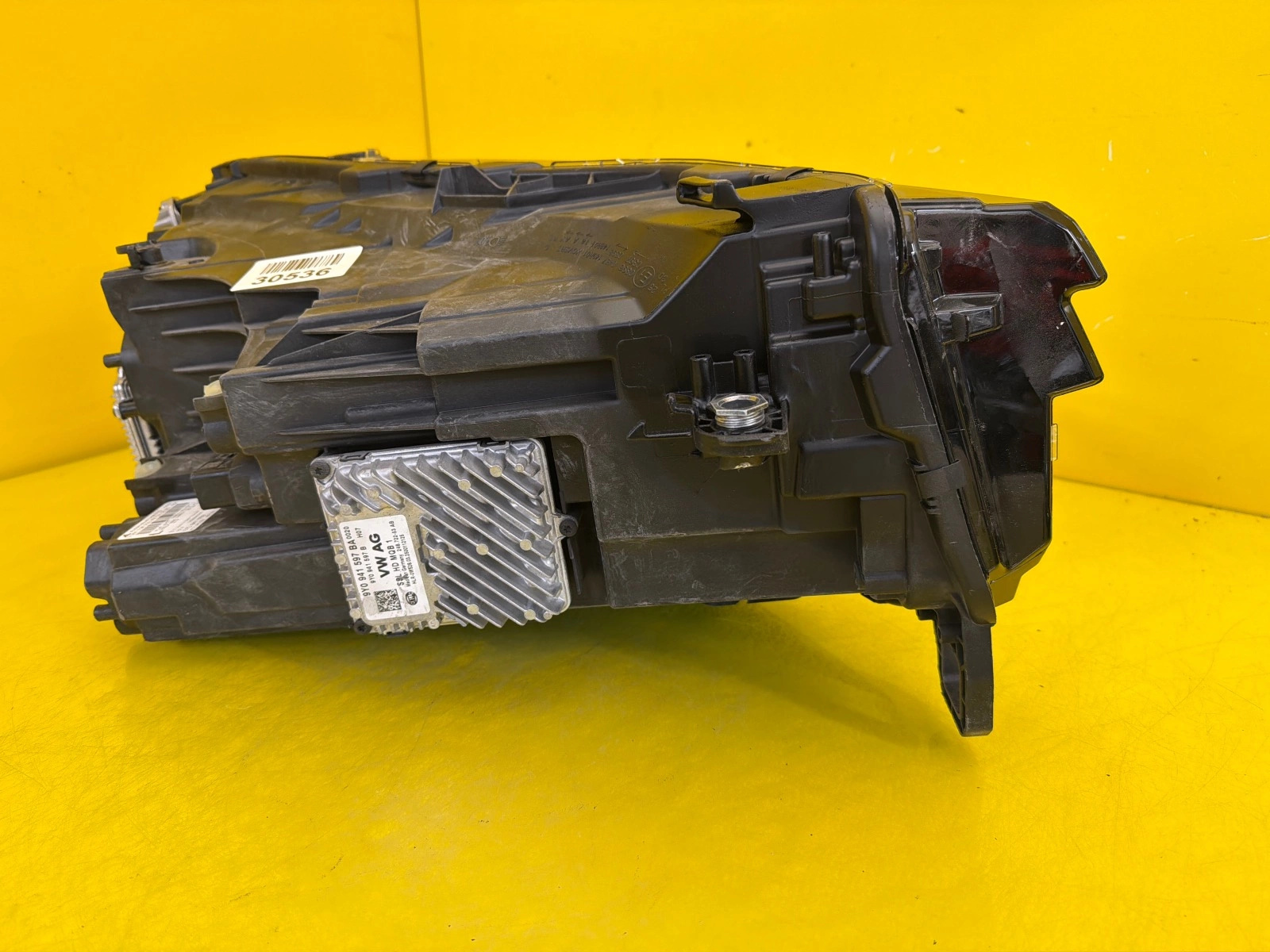 Far VW Tayron II 24- Full LED - Image 4