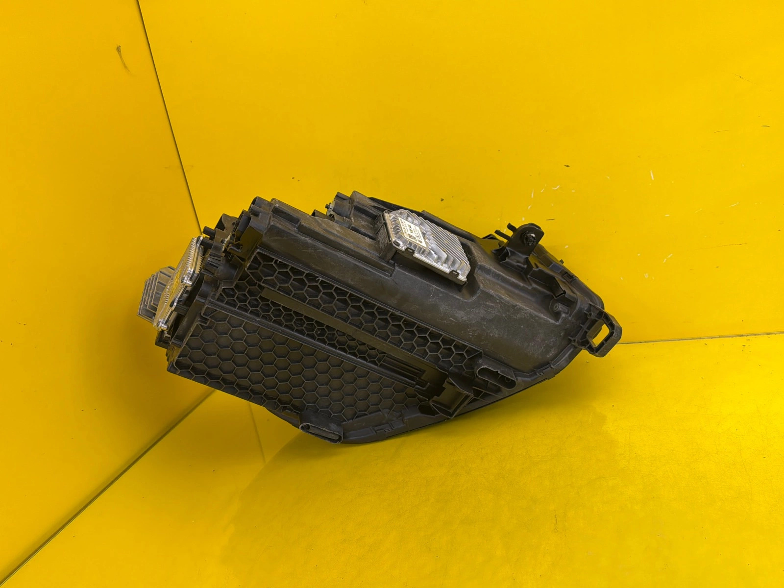 Far VW Tayron II 24- Full LED - Image 5