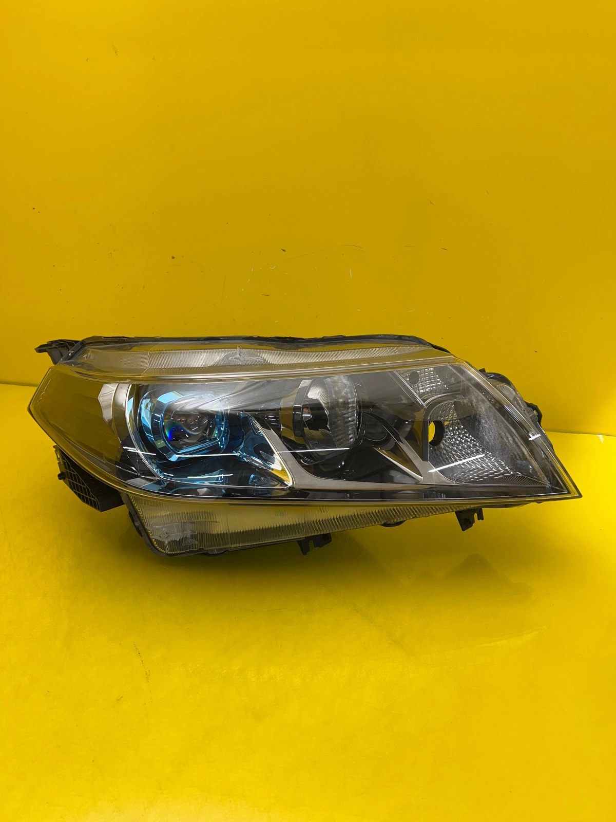 Far Dreapta Suzuki Vitara 3 III Full LED