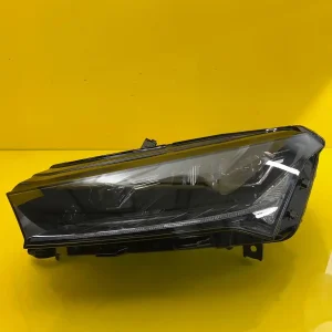 Far Skoda Enyaq Full LED