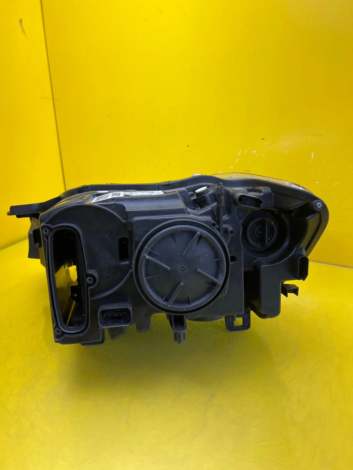 Far dreapta Bi-Xenon BMW X3 F25 OEM 7400018-06 - Image 3