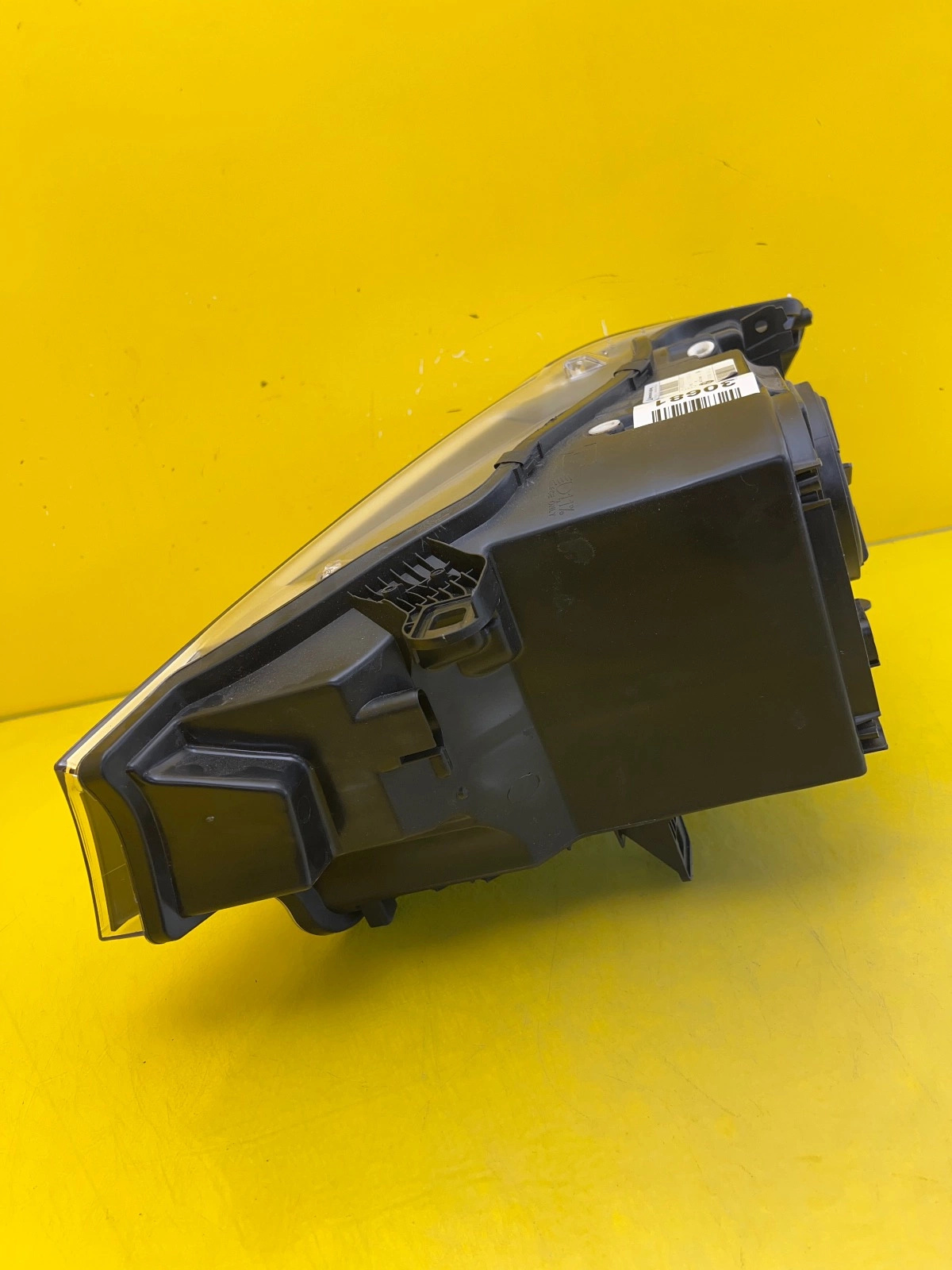 Far dreapta Bi-Xenon BMW X3 F25 OEM 7400018-06 - Image 4