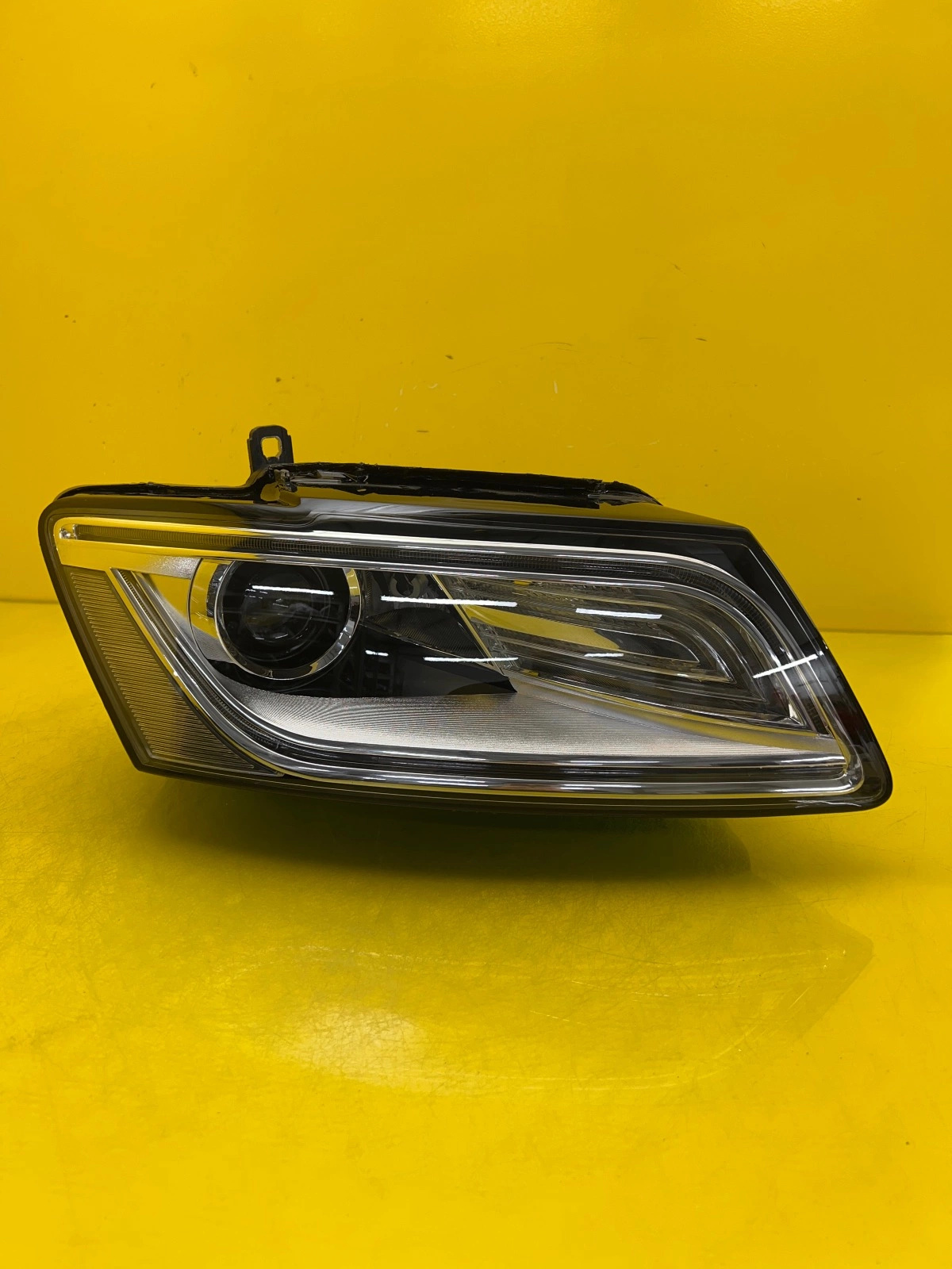 Far Dreapta Audi Q5 8r0 Lift Bixenon