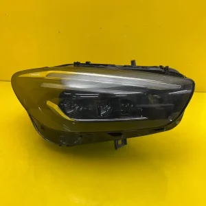 Far Dreapta Mercedes B-Class W247 Multibeam LED