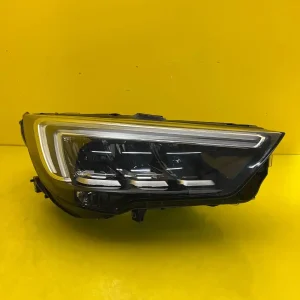 Far Dreapta Opel Crossland X 16- Full LED