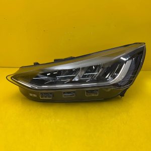 Far stânga LED  Facelift OEM 30767