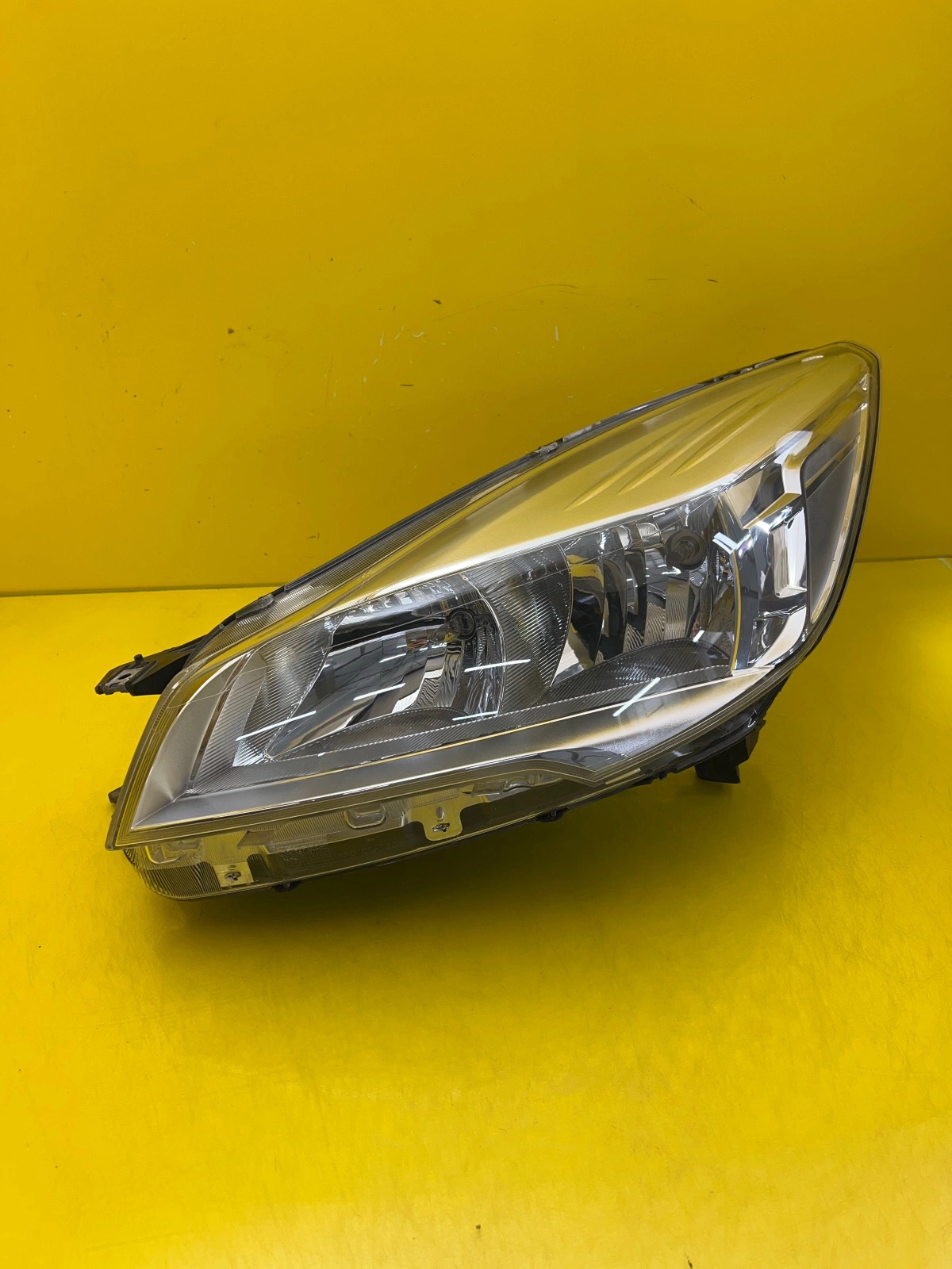 Far stânga 2012-2016 OEM 30769