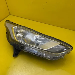 Far Dreapta Ford Transit MK2 Lift