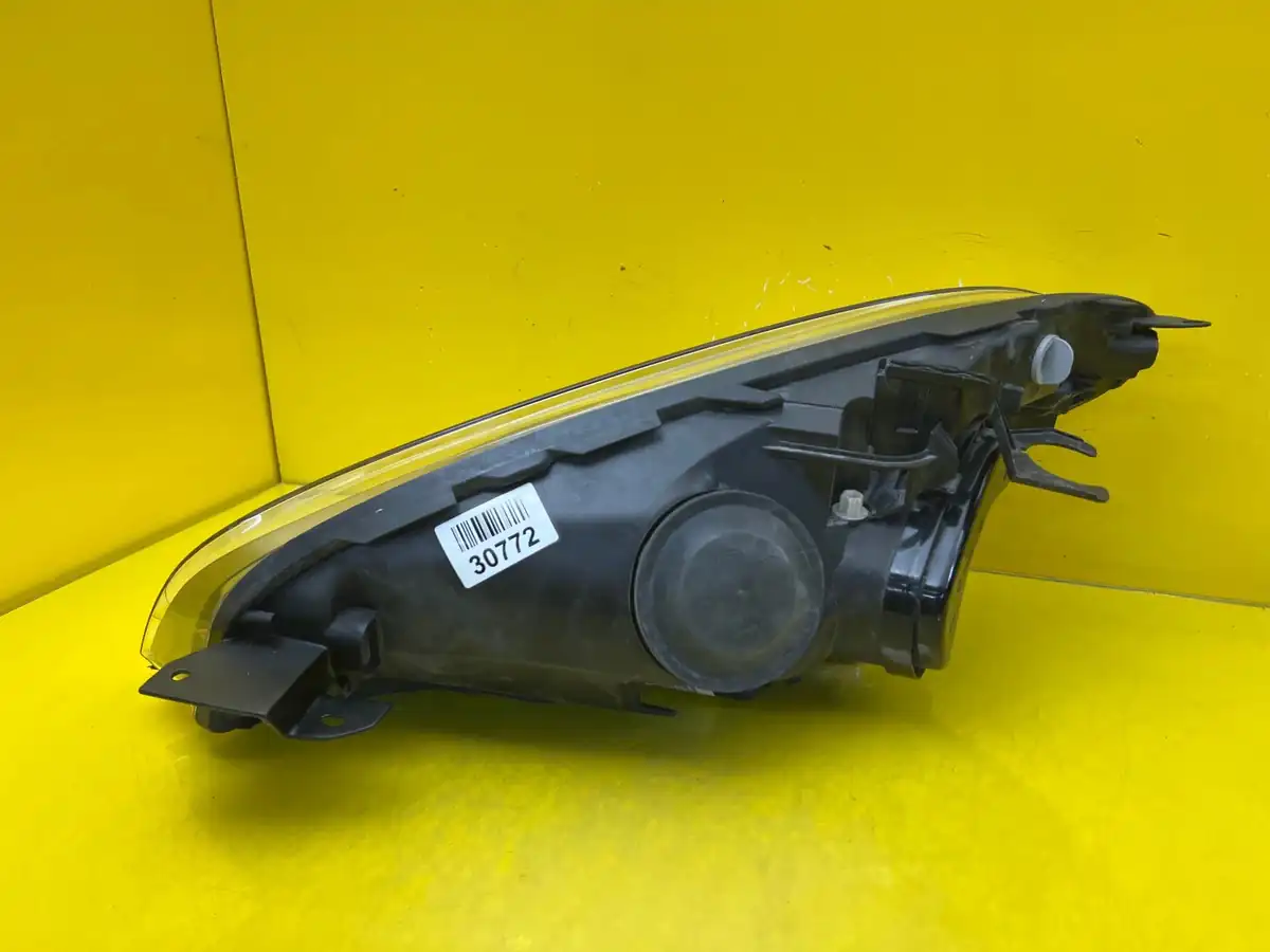 Far Dreapta Citroen C4 Picasso I Lift- Xenon