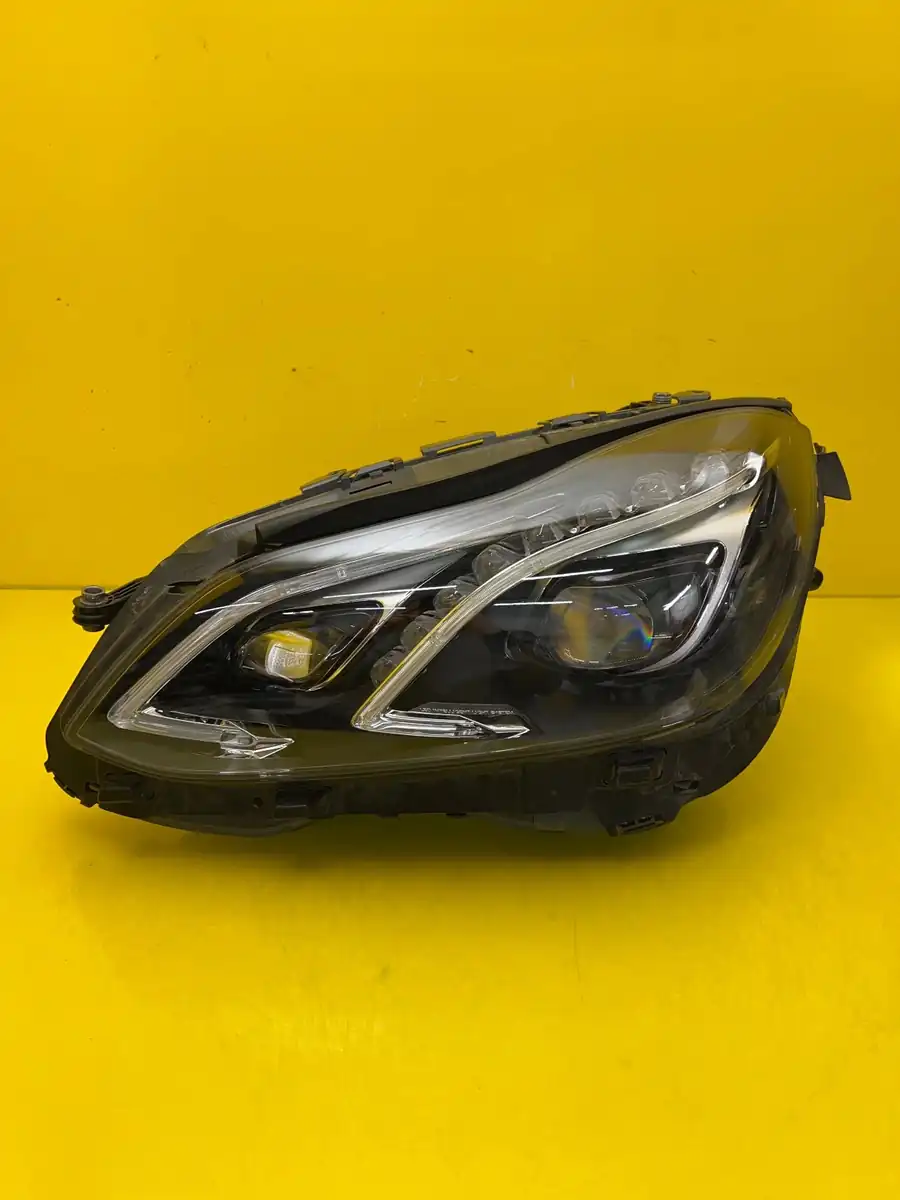 Far Mercedes E-Class W212 Lift Full LED